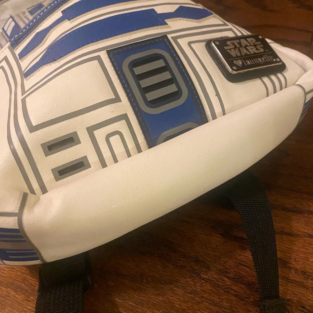 Loungefly Star Wars R2D2‎ Backpack Retro Retired Style Disney